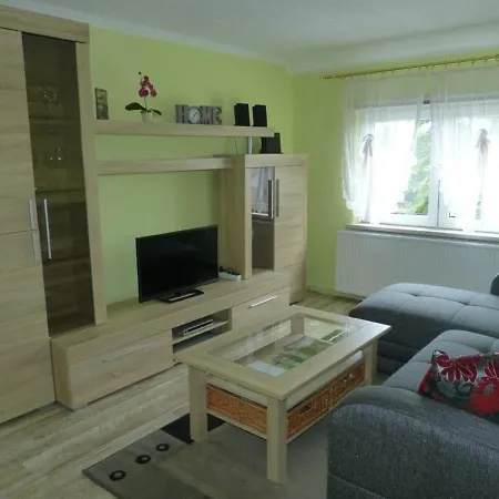Apartment Ferienwohnnung Hirsch Schona
